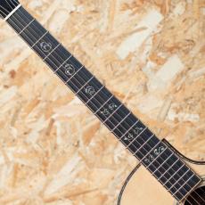 Larrivee LV-10 TAMBOURINE LADY_6