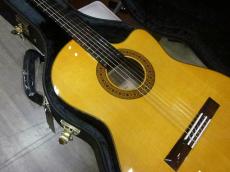 K.Yairi CE-3 エレガット　【　45ミリ　スリムネック　】 マイク付　アンプに繋げる　Kヤイリ CE3