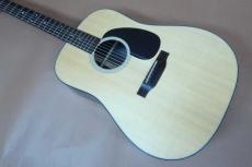 Martin D-21 Special / Limited Production of 300・Solid Spruce Top・Solid Rosewood Side and Back・Old Style Logo・Original Grover peg・Black and White Binding・Rosewood fingerboard and Bridge・Black pick guard【With _3