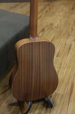 Taylor Baby Mahogany BT2-e_4
