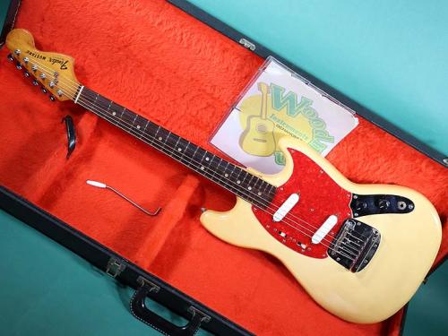 Fender MUSTANG WH/R 
