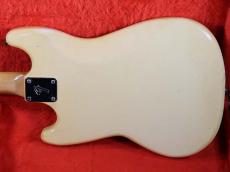 Fender MUSTANG WH/R _3