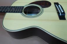 ASTURIAS OM Custom Jacaranda 50th Anniversary / Solid German Spruce Top・Solid Brazilian Rosewood Side and  Back・Prewar OM-28 Style・Herringb and Maple Binding・Ebony Fingerboard and Bridge・Long Saddle ・TOR-TIS U_13