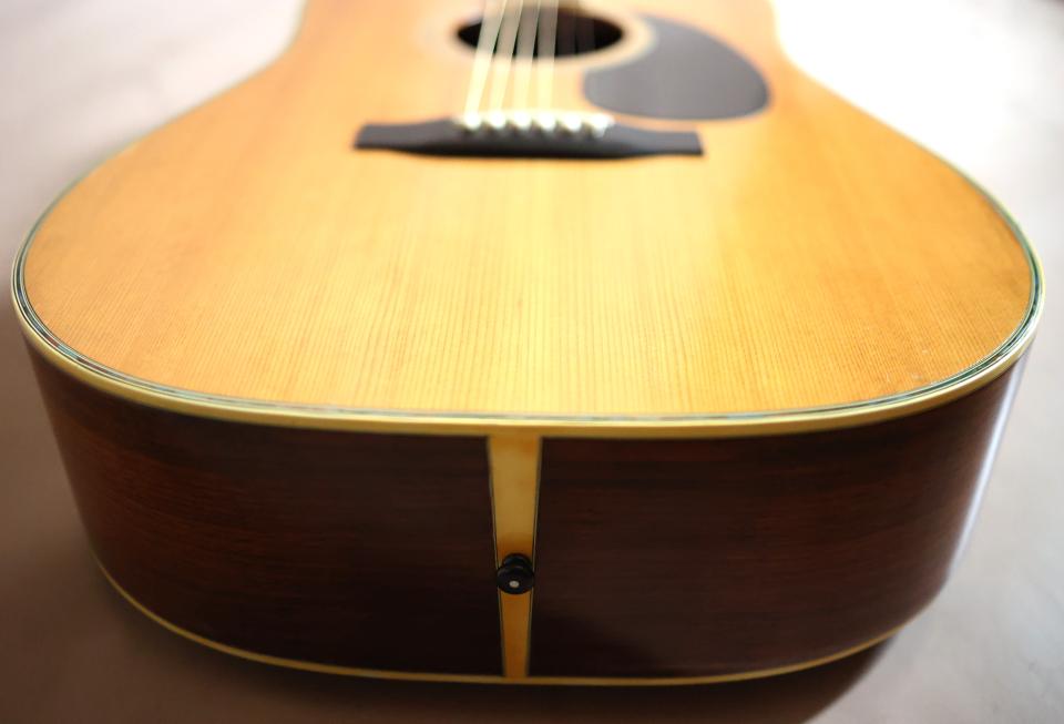 Morris アコースティックギター アコギ No.1975 弦新品交換済み