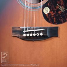 Maton Troubadour Dreadnought_11