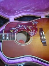 Gibson Hummingbird True Vintage / 60s Dark Heritage Cherry・Small Head・Double parallelogram Inlay・Premium Grade Spruce Top・Mahogany Side and Back・Madagascar Rose Fingerboard and Bridge【With Original Case】2009_10