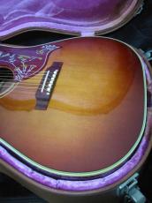 Gibson Hummingbird True Vintage / 60s Dark Heritage Cherry・Small Head・Double parallelogram Inlay・Premium Grade Spruce Top・Mahogany Side and Back・Madagascar Rose Fingerboard and Bridge【With Original Case】2009_11