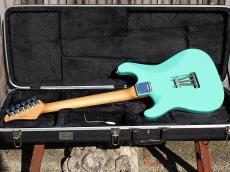 Suhr Scott Henderson Signature Classic "Seafoam Green"_3