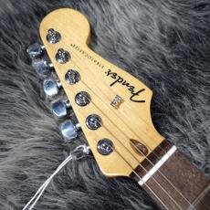 Fender Standard Stratocaster 3-Color Sunburst_4