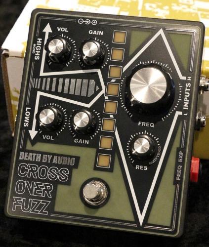 DEATH BY AUDIO CROSSOVER FUZZ 【多次元スプリットファズマシン】【即納可能/送料無料】
