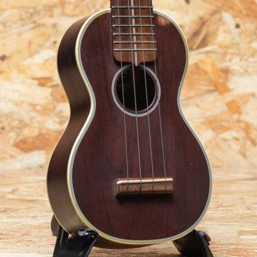 Martin Style-3 Cherry 2010