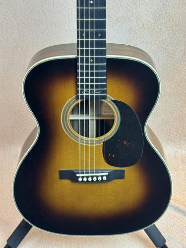 Martin 【レアカラー入荷しました!】000-28EC Sunburst #2936813 【送料当社負担・分割無金利】