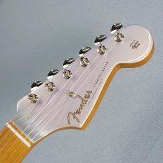 Fender H.E.R. Stratocaster Maple Fingerboard Chrome Glow_4