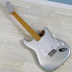 Fender H.E.R. Stratocaster Maple Fingerboard Chrome Glow_7