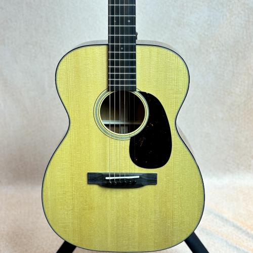 Martin 【旧仕様個体】00-18Standard #2973888【送料当社負担・最大48回分割無金利】