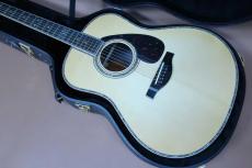 YAMAHA LL-86 Custom A.R.E / Flagship model・Solid Engelmann Spruce Top (A.R.E)・Solid Brazilian Rosewood Side and 2-Piece Back・Abalone Trim and Rosette・Tortoiseshell Pick guard・H.Sakurai Label Signed 【With Ori_2