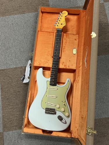 Fender Custom Shop Limited Edition 1959 Stratocaster Journeyman Relic Super Faded Aged Sonic Blue
