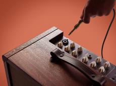 Taylor Circa 74 Amp - Mahogany【アコースティックアンプ最新モデル・スタンド付】_5