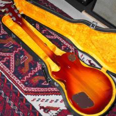 Gibson 1975 Les Paul Deluxe Cherry Sunburst_4