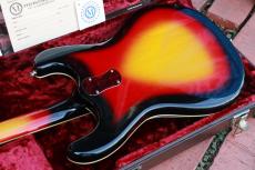 Mosrite The Ventures V-'64_4