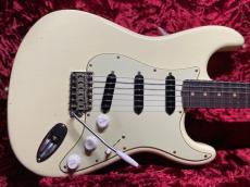 Fender Custom Shop 62 Stratocaster Flamethrower - Journeyman RelicLimited Edition - Vintage White - AAAA Flamed Maple Neck