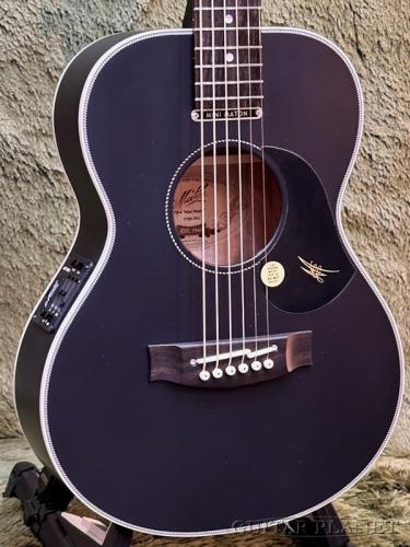 Maton LTD Troubadour EMTB6 Mini Solid Black #17283【48回迄金利0%対象】【送料当社負担】