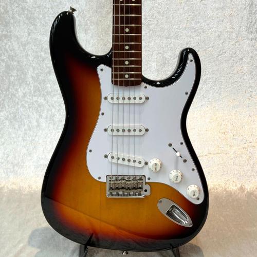 Fender Japan ST-STD