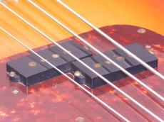 Fender Precision Bass '75 SB/R_6