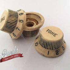 59PARTS SET OF 3 HAND AGED FENDER NYLON KNOBS IVORY/CREAM_2