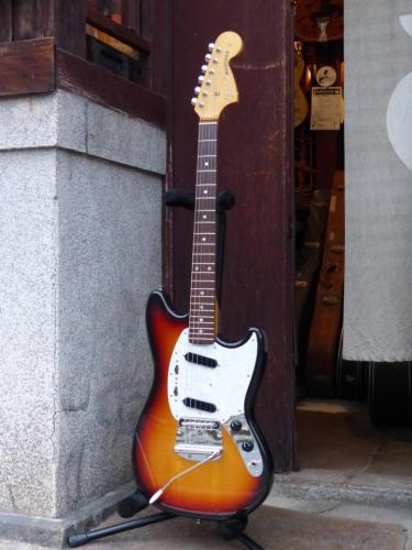 Fender Japan MG69 2010-12 '69 Mustang