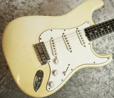 Fender 1971 Stratocaster Olympic White " WITH SYNCHRONIZED TREMOLO "