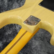 Fender Limited Edition American Professional II Stratocaster Blackguard Blonde / Maple【限定モデル】_8