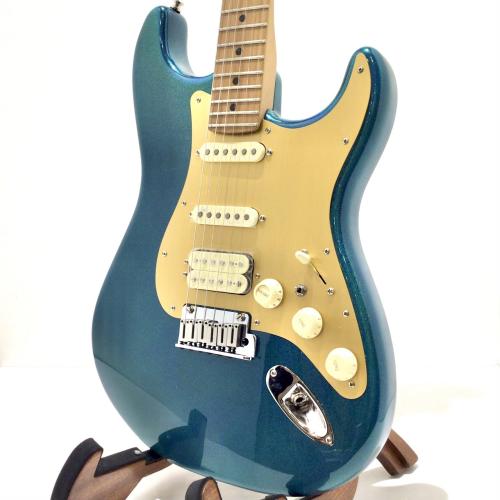 Fender FSR American Ultra II Stratocaster HSS Roasted Maple / Aurora Metallic Flop