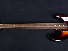 Fender Made in Japan Traditional 60s Jazz Bass 3-Color Sunburst_4