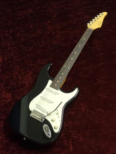 Suhr Classic S Antique Black Light Aged【ウインターセール!】