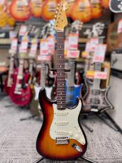 Fender American Vintage '62 Stratocaster 'Thin Lacquer' -3-Color Sunburst- 2012年製【Refrets】_2