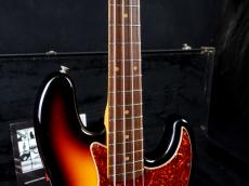 Fender Custom Shop 1964 Jazz Bass NOS 3-Tone Sunburst 2004_6