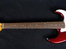 Squier Classic Vibe '60s Stratocaster Candy Apple Red_4