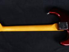 Squier Classic Vibe '60s Stratocaster Candy Apple Red_8