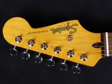 Squier Classic Vibe '60s Stratocaster 3-Color Sunburst_5