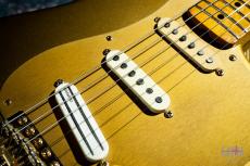 Fender Custom Shop Limited Edition H.L.E. Gold Stratocaster 099 of 500 / 1989_3