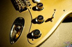 Fender Custom Shop Limited Edition H.L.E. Gold Stratocaster 099 of 500 / 1989_4