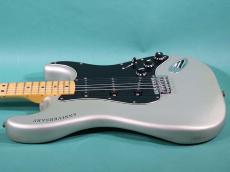 Fender 25TH ANNIVERSARY STRATOCASTER _4