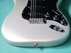 Fender 25TH ANNIVERSARY STRATOCASTER _9
