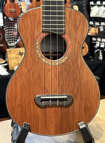 K.Yairi 【日本総本店】【伊藤隆司氏製作】【屋久杉×インディアンローズウッド】Carina #U005