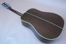 Martin HD-28 Custom Pre war Reissue / Spruce Top・Rosewood Side and Back・Old Decal Logo・Herringbone Trim and Ivoroid Binding・Diamond Inlay・Ebony Fingerboard・Long Saddle・Original Pick guard_5