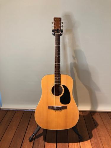 ARIA W150　※当店で初心者の方を対象に「アコギの弾き方教室」を開講しております♪詳しくは本文内容をご参照ください。