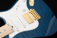 T's DST-Classic 24 w/Master Grade Quilt Maple -Trans Blue- #033059_5