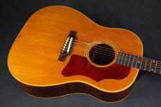 Gibson J-50_11