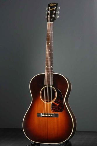Gibson LG-2